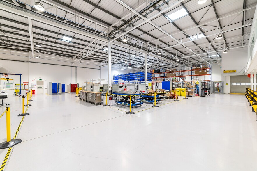 3 Precedent Dr, Milton Keynes en alquiler - Foto del edificio - Imagen 2 de 10