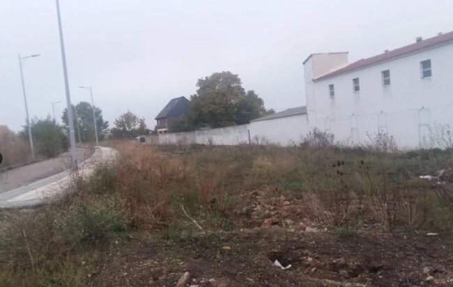 Más detalles de Terreno en alquiler