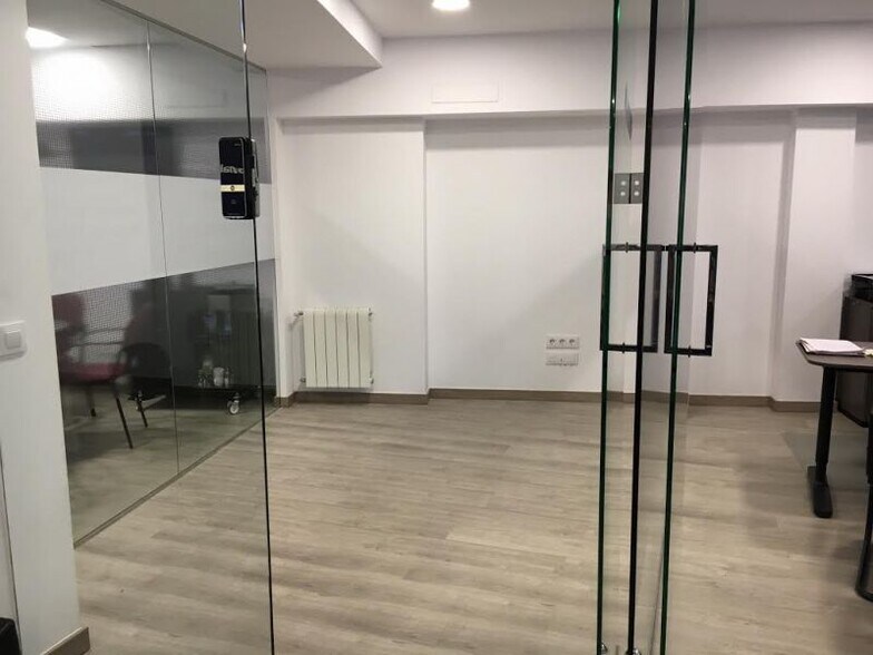 Oficina en Salamanca en alquiler - Foto del edificio - Imagen 3 de 11