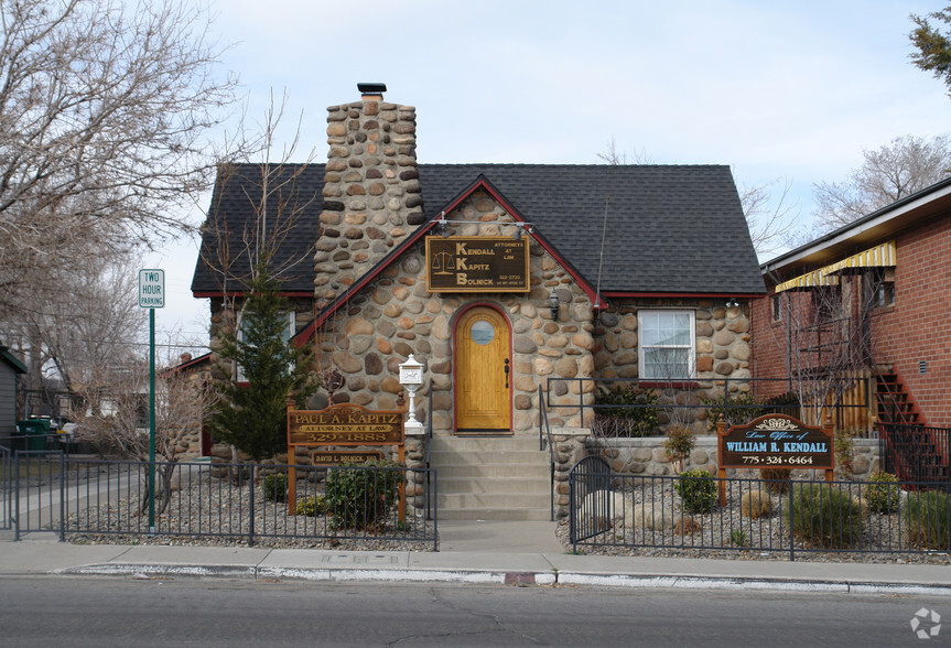 137 Mt Rose St, Reno, NV en alquiler - Foto del edificio - Imagen 1 de 29