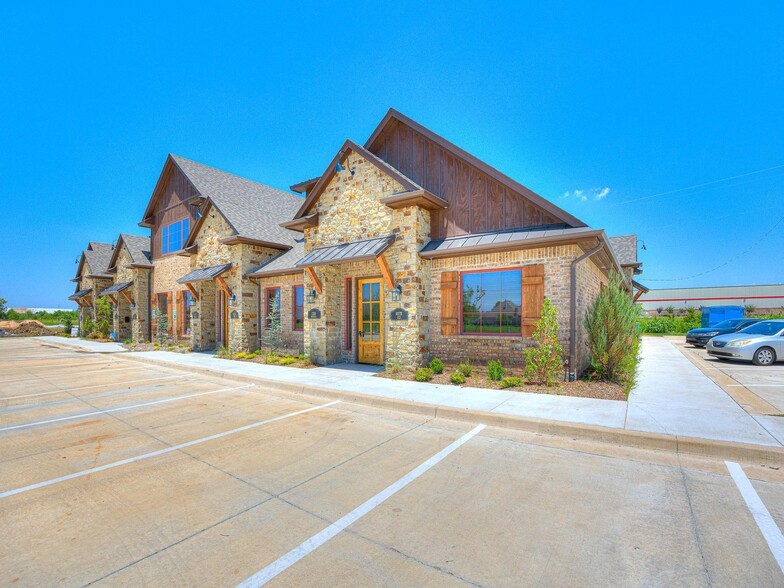 1111 Magnolia Ct, Moore, OK en alquiler - Foto del edificio - Imagen 2 de 11