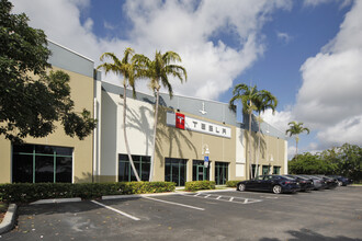 5553 Anglers Ave, Fort Lauderdale, FL en alquiler Foto del edificio- Imagen 2 de 7