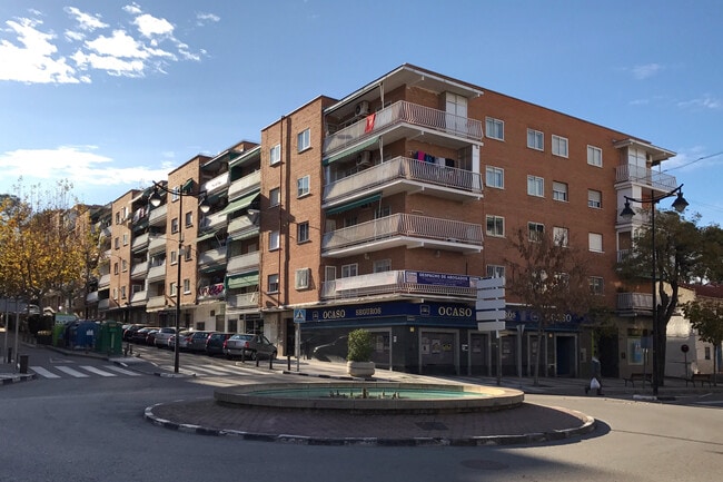 Más detalles de Calle Maestro Miguel Chicote, 2, Arganda del Rey - Edificio residencial​ en venta