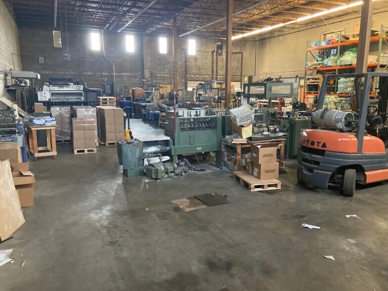 15106 10th Ave SW, Burien, WA en venta - Foto del edificio - Imagen 3 de 5