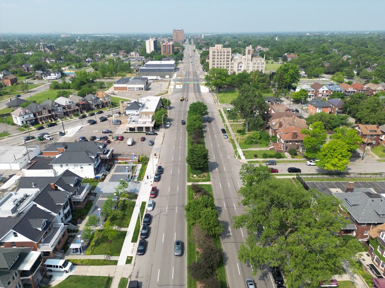 2641 W Grand Blvd, Detroit, MI en alquiler - Foto del edificio - Imagen 3 de 17