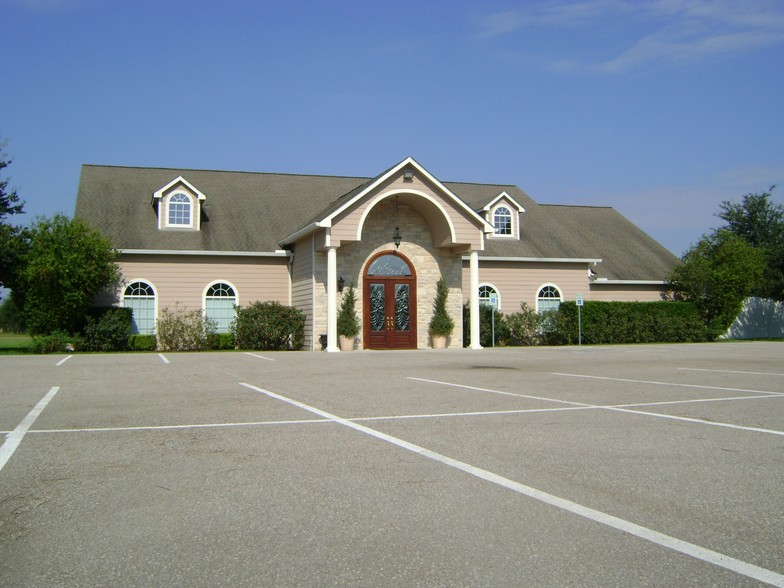 17011 Steinhagen Rd, Cypress, TX en venta - Foto principal - Imagen 1 de 40