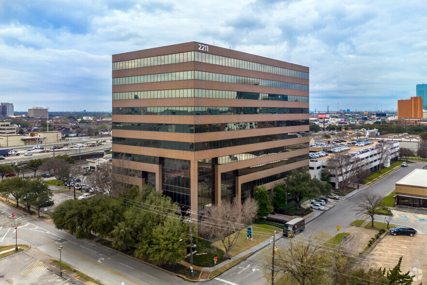 2211 Norfolk St, Houston, TX en alquiler - Foto del edificio - Imagen 1 de 9