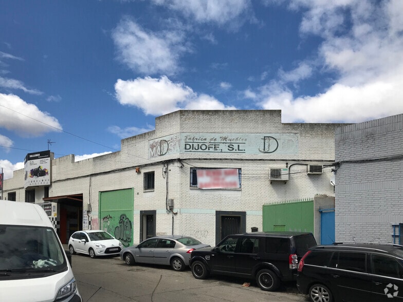 Nave en Fuenlabrada, Madrid en alquiler - Foto del edificio - Imagen 2 de 2