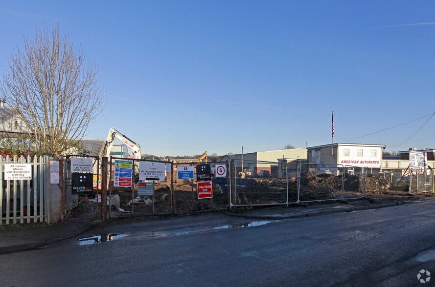 68 Holmethorpe Ave, Redhill en alquiler - Foto del edificio - Imagen 2 de 2