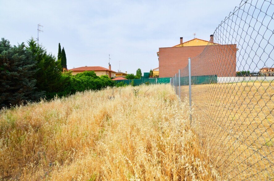 Terreno en San Cristóbal de la Cuesta, Salamanca en venta - Foto principal - Imagen 3 de 9