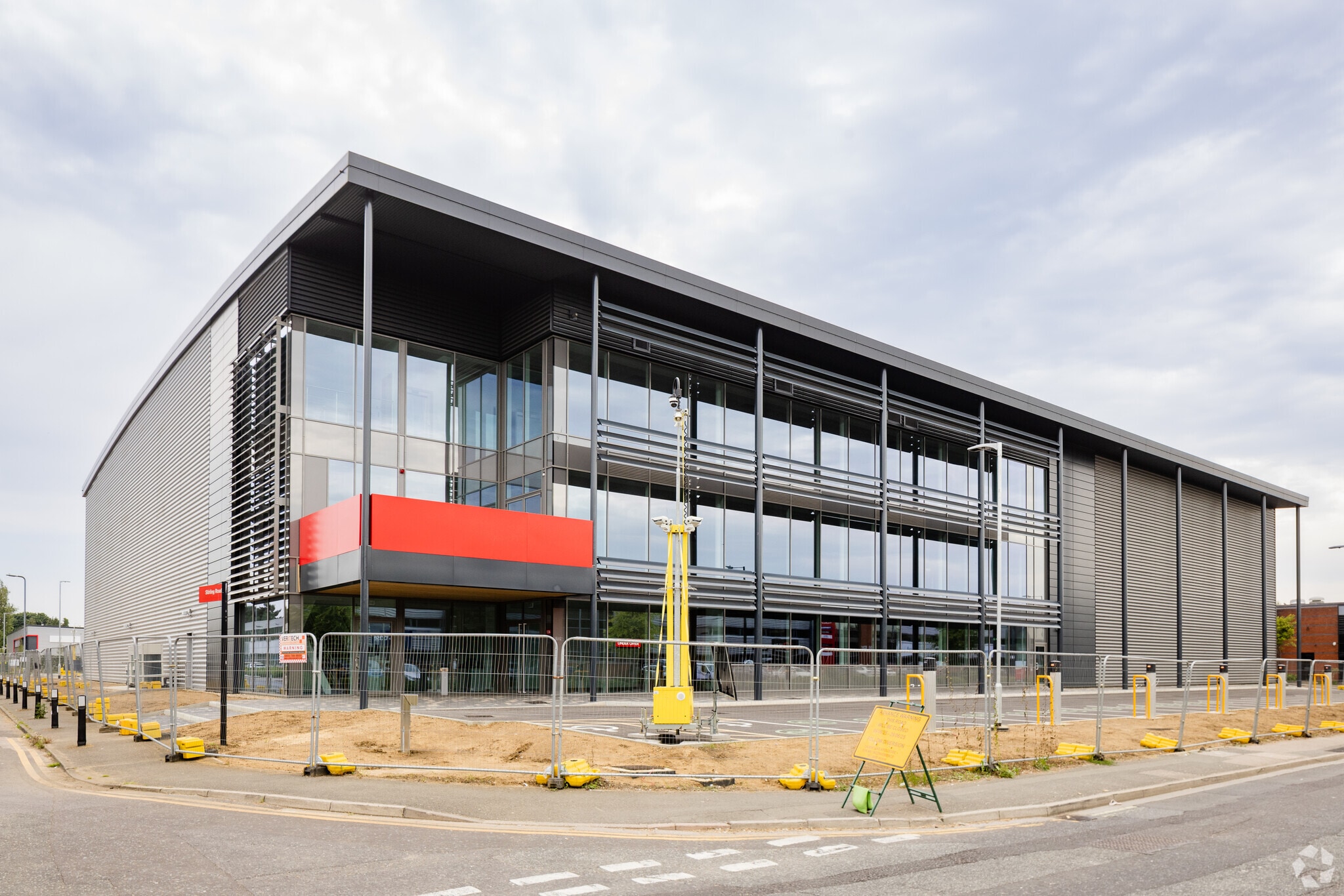136 Edinburgh Av, Slough en alquiler Foto principal- Imagen 1 de 2