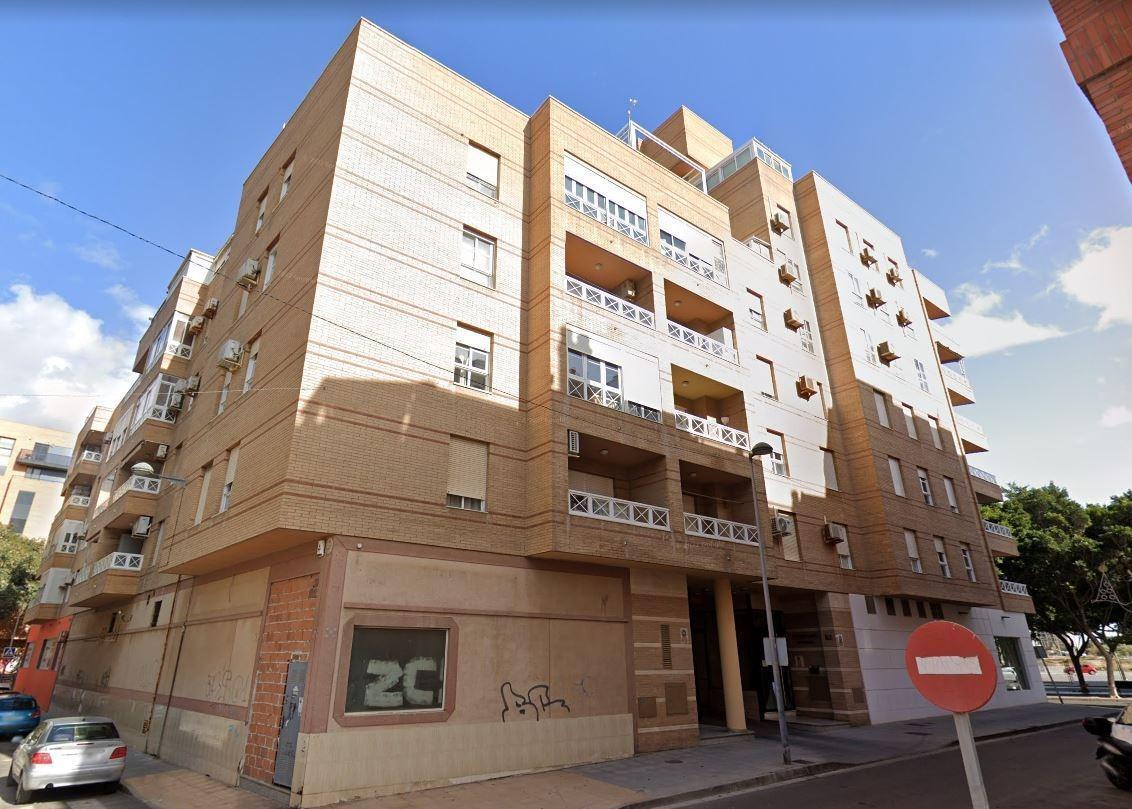 Local en Almería en venta Foto del edificio- Imagen 1 de 8