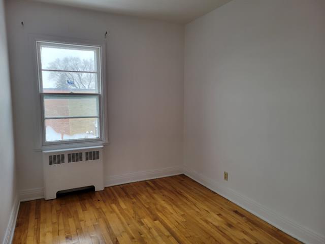 4605 Av Saint-Kévin, Montréal, QC en venta - Foto del interior - Imagen 3 de 16