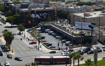 11058-11086 Santa Monica Blvd, Los Angeles, CA - VISTA AÉREA  vista de mapa