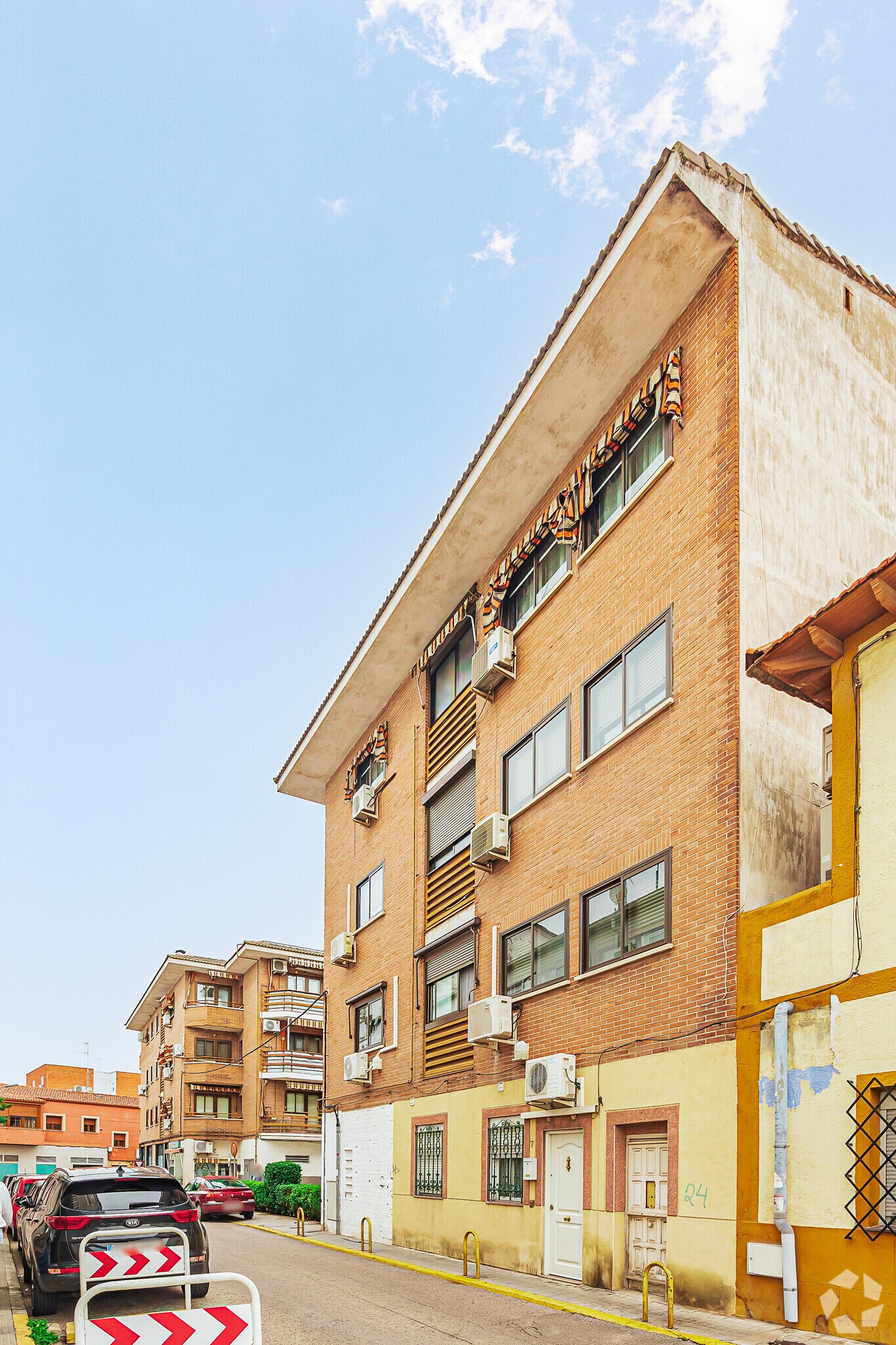 Edificio residencial en Mejorada del Campo, Madrid en venta Foto del edificio- Imagen 1 de 2