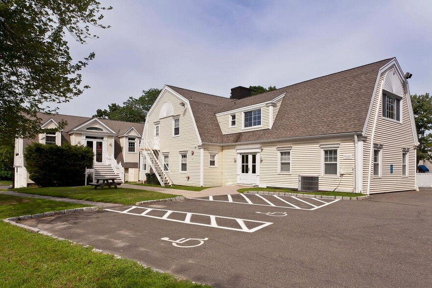 1276 Post Rd E, Westport, CT en alquiler - Foto del edificio - Imagen 2 de 2