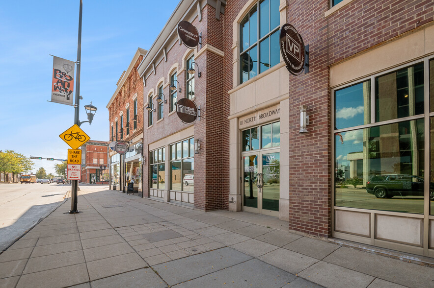 111 N Broadway St, Green Bay, WI en venta - Foto del edificio - Imagen 2 de 32