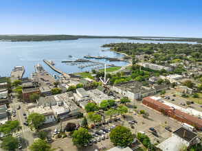 48 Front St, Greenport, NY - VISTA AÉREA  vista de mapa - Image1