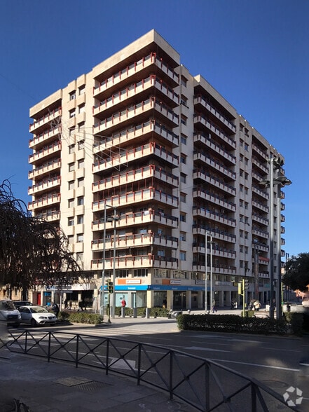 Local en Guadalajara, Guadalajara en alquiler - Foto del edificio - Imagen 1 de 1