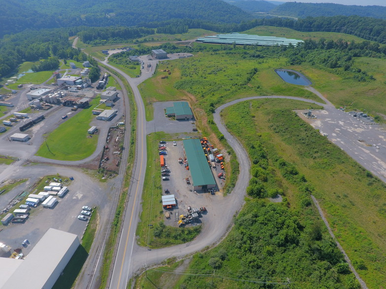 3050 Industrial Park Rd, Morgantown, WV en venta - Vista aérea - Imagen 3 de 4