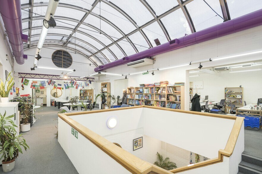 6 Blundell St, London en venta - Foto del interior - Imagen 3 de 42