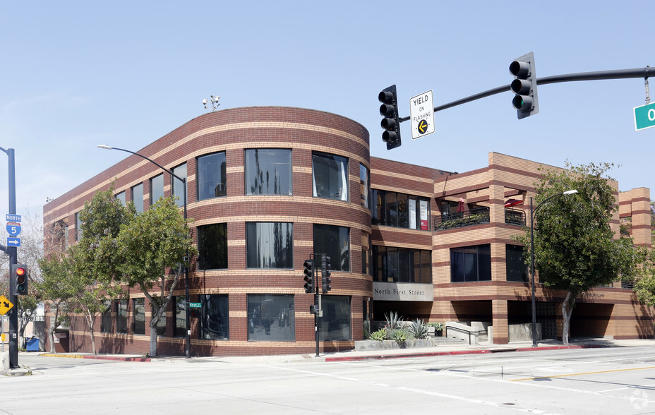 111 N 1st St, Burbank, CA en alquiler - Foto del edificio - Imagen 1 de 21