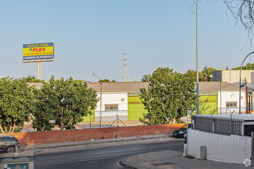 Calle Cabo Rufino Lázaro, s/n, Las Rozas de Madrid, Madrid en alquiler - Foto del edificio - Imagen 2 de 3