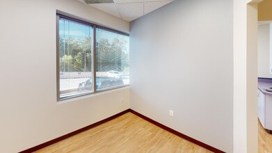 755 Mount Vernon Hwy NE, Atlanta, GA en alquiler Foto del interior- Imagen 1 de 9