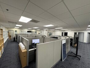 65 Challenger Rd, Ridgefield Park, NJ en alquiler Foto del interior- Imagen 2 de 6