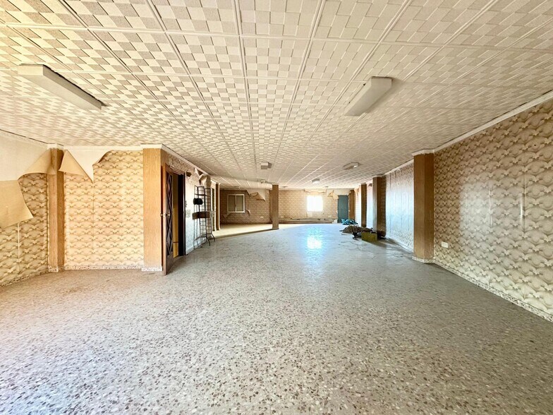 Nave en L'Alcúdia en venta - Foto del edificio - Imagen 2 de 23