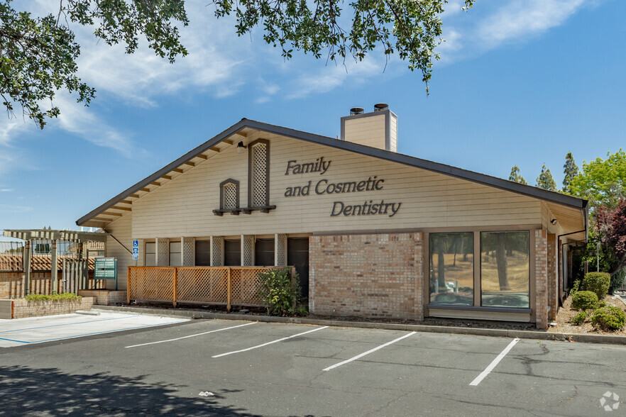 8080-8090 Madison Ave, Fair Oaks, CA en alquiler - Foto del edificio - Imagen 2 de 5