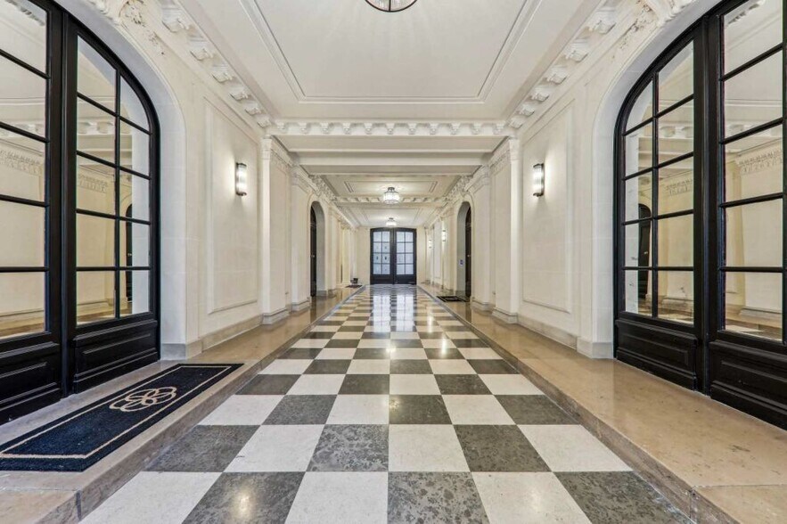 11 Rue Saint-Dominique, Paris en alquiler - Foto del edificio - Imagen 3 de 9