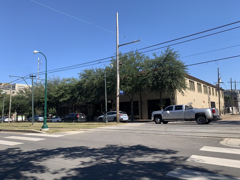 1820 St. Charles Ave, New Orleans, LA en alquiler - Foto del edificio - Imagen 2 de 3