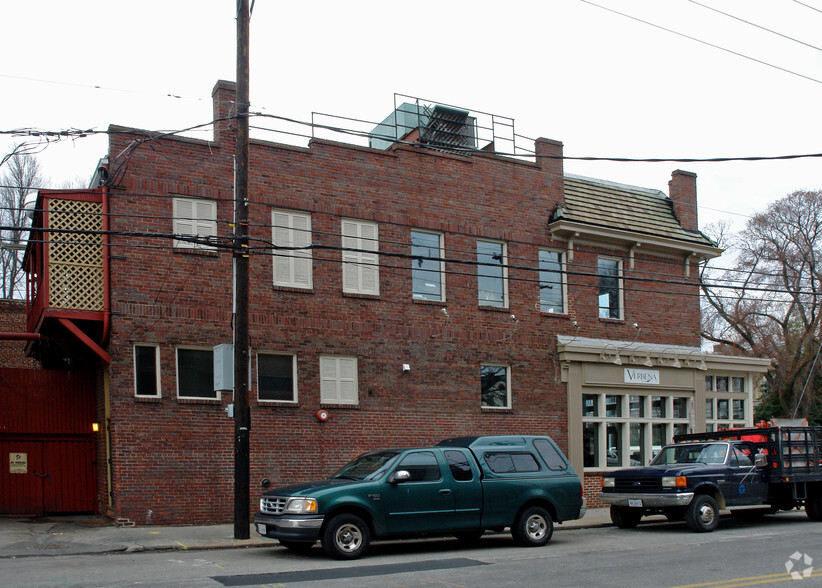 2526 Floyd Ave, Richmond, VA en alquiler - Foto del edificio - Imagen 3 de 3