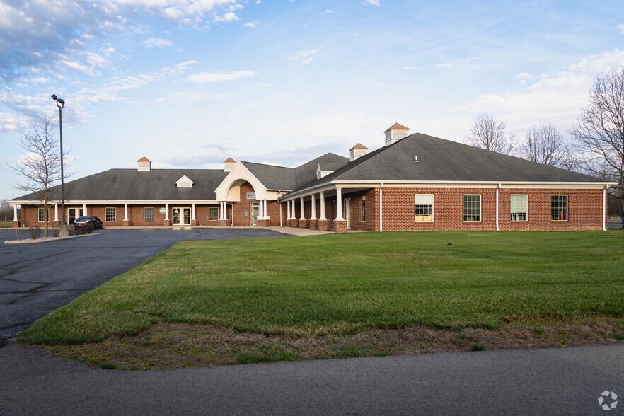 22 Turtle Creek Cir, Swanton, OH en venta - Foto del edificio - Imagen 2 de 16