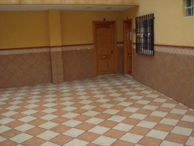 Oficina en Almería, Almería en alquiler - Foto del edificio - Imagen 1 de 5