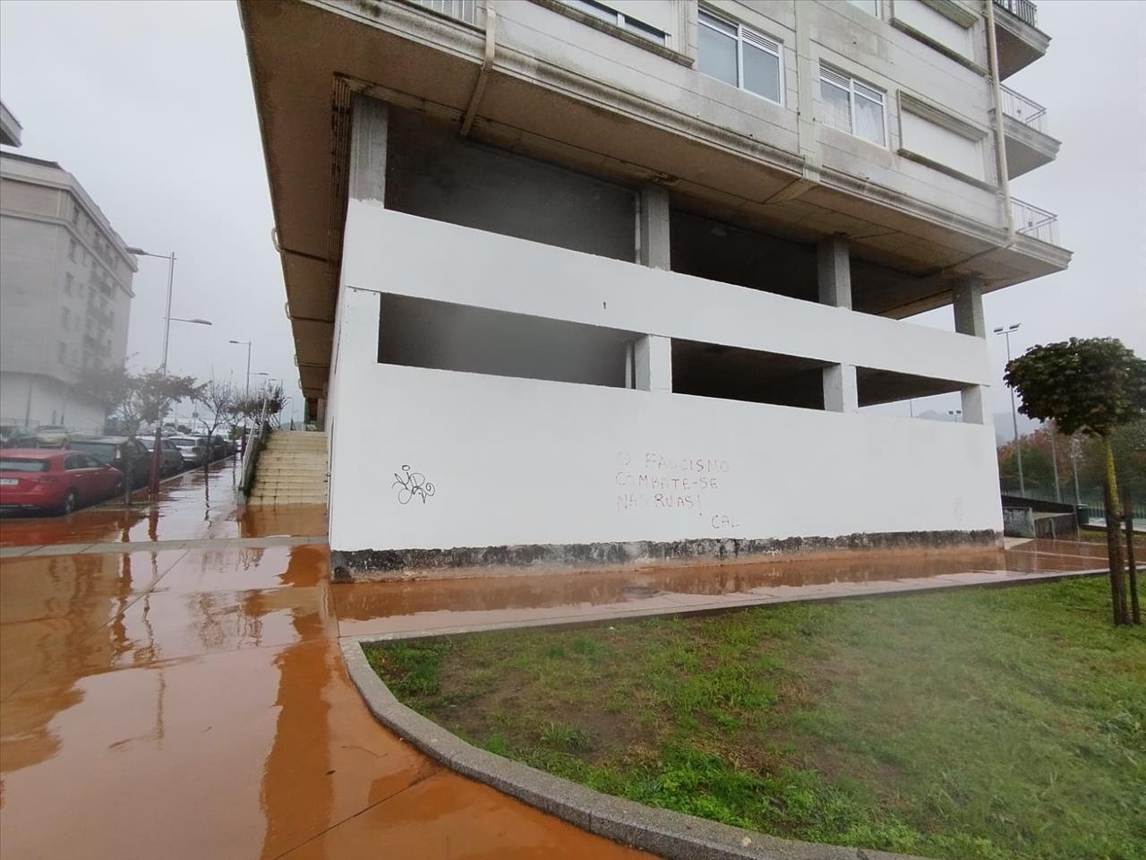 Local en Pontevedra en venta Foto del edificio- Imagen 1 de 17