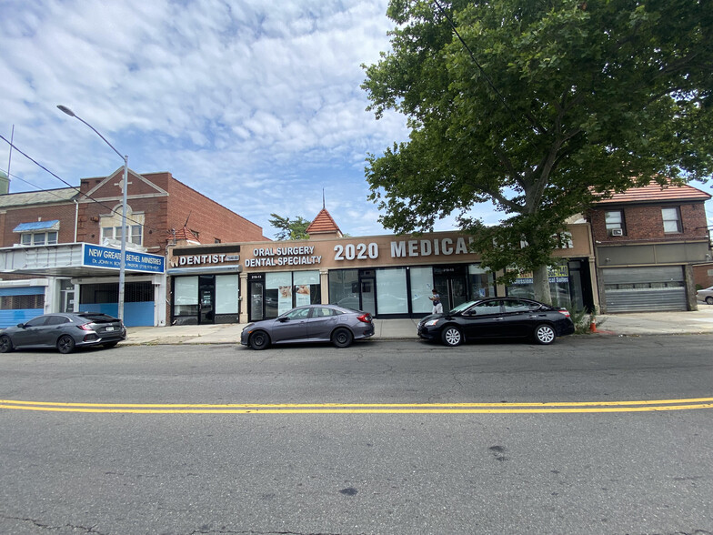 21915 Linden Blvd, Cambria Heights, NY en alquiler - Foto del edificio - Imagen 1 de 15