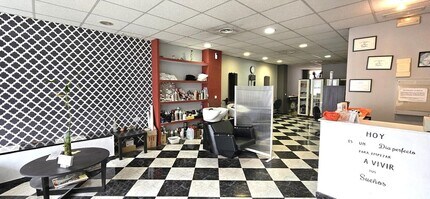 Local en Cabanillas del Campo, Guadalajara en alquiler Foto del interior- Imagen 1 de 11