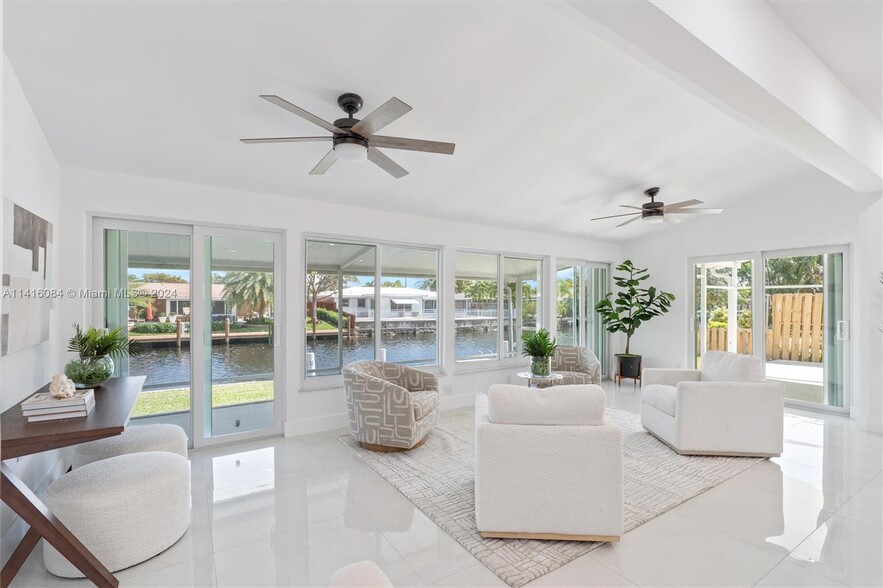 2312 NE 17th Ave, Wilton Manors, FL en venta - Foto del interior - Imagen 1 de 15