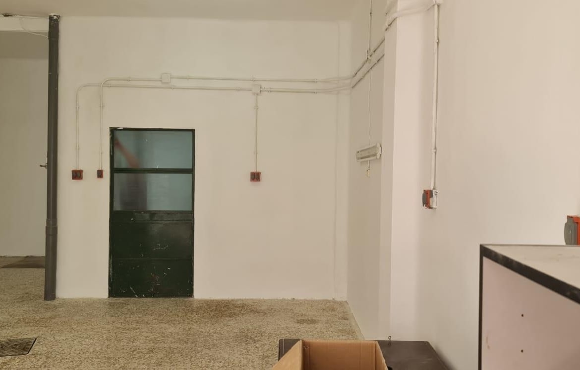 Madrid, MAD 28019 - Unidad 1 - - Foto del interior - Image 1 of 7