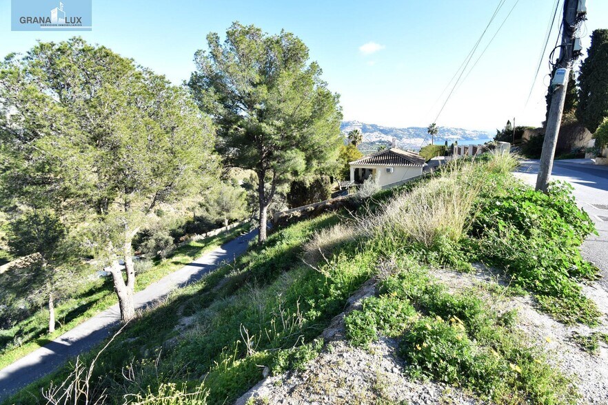 Calle Cataluña, Almuñécar, Granada en venta - Foto del edificio - Imagen 3 de 18