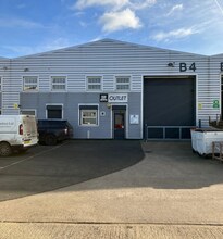 Meridian Way, Enfield en alquiler Foto del edificio- Imagen 1 de 1