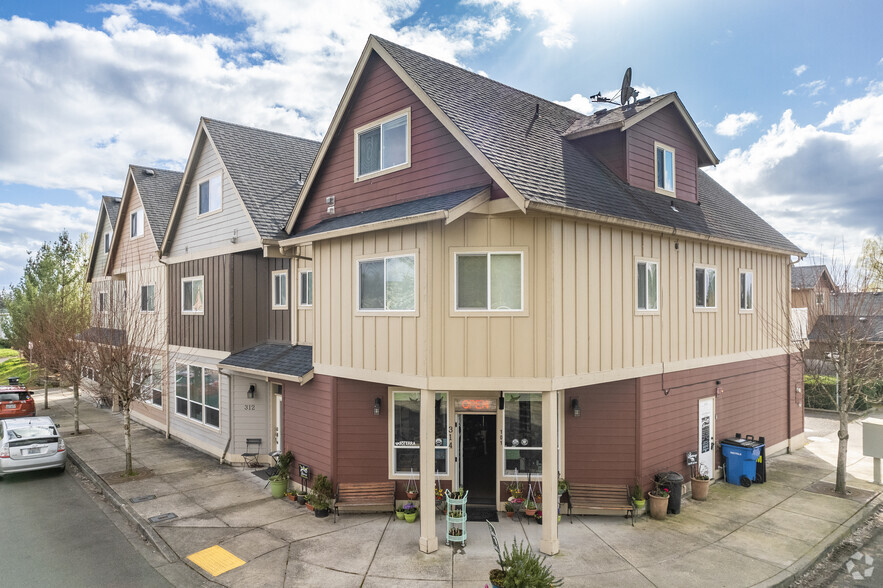 308-314 NE 1st Ave, Battle Ground, WA en alquiler - Foto principal - Imagen 1 de 19