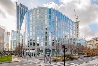 Más detalles de 2-14 rue Berthelot, Courbevoie - Oficina en alquiler