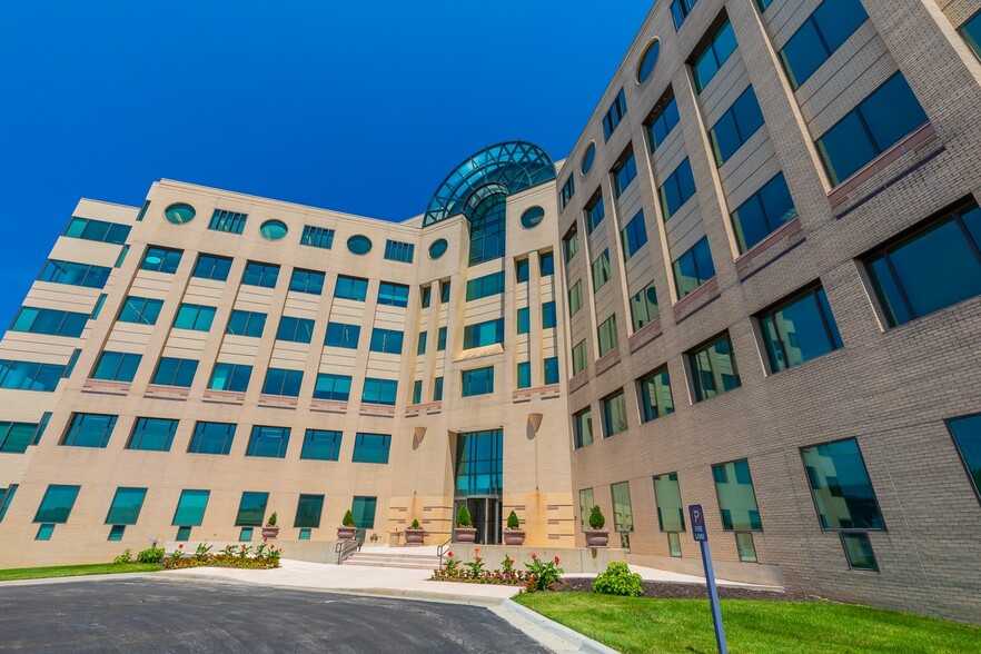 7007 College Blvd, Overland Park, KS en alquiler - Foto del edificio - Imagen 2 de 19