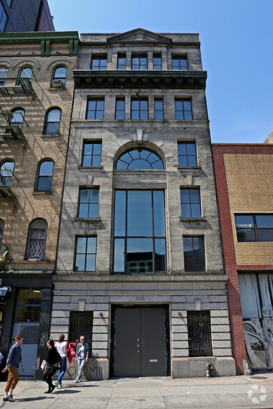 214 Lafayette St, New York, NY en venta - Foto del edificio - Imagen 2 de 4