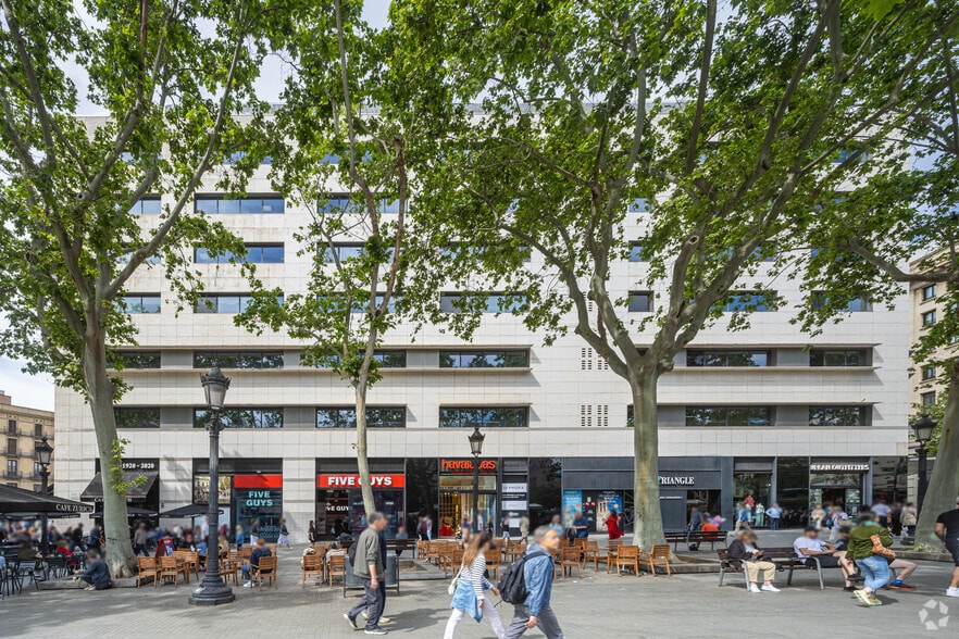 Plaça de Catalunya, 1, Barcelona, Barcelona en alquiler - Foto del edificio - Imagen 3 de 3