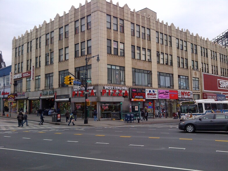 2480-2496 Grand Concourse, Bronx, NY en alquiler - Foto del edificio - Imagen 3 de 4