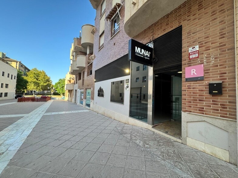 Calle de la Reina Sofía, Murcia, Murcia en venta - Foto del edificio - Imagen 3 de 48